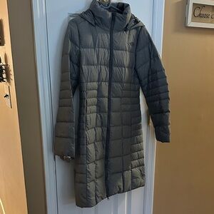 The North Face Women's Charcoal Puffer Jacket